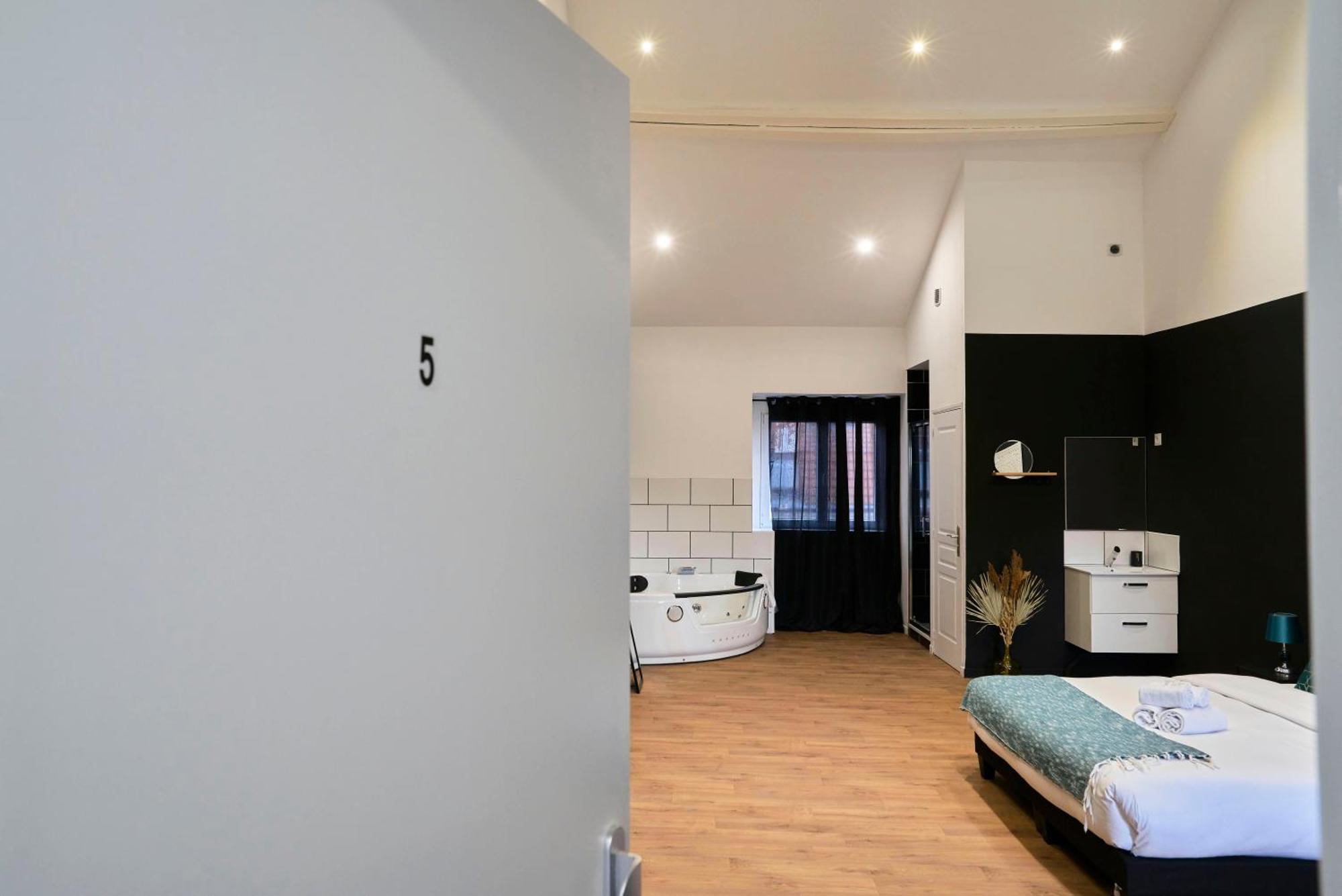 Ng Prestige - Lille L Roubaix Trichon - Balneo - Netflix - Wifi Lejlighed Eksteriør billede